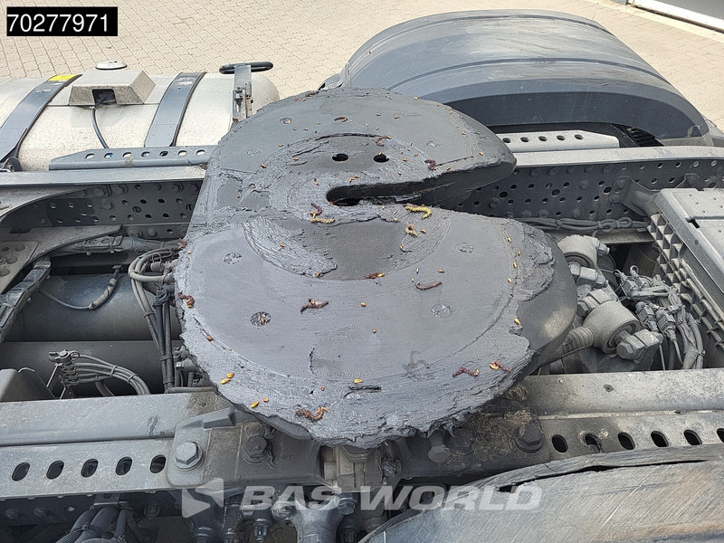 Тягач Mercedes-Benz Actros 1851 Actros 4X2 BigSpace 2x Tanks: фото 14 Тягач Mercedes-Benz Actros 1851 Actros 4X2 BigSpace 2x Tanks: фото 14