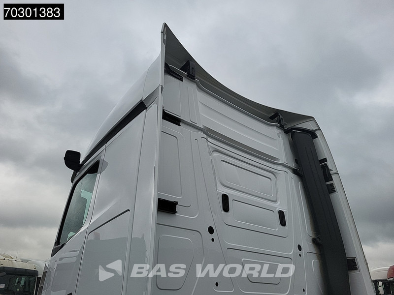 Mercedes-Benz Actros 1863 Actros 4X2 BigSpace Retarder 2x Tanks - Тягач: фото 5 Mercedes-Benz Actros 1863 Actros 4X2 BigSpace Retarder 2x Tanks - Тягач: фото 5