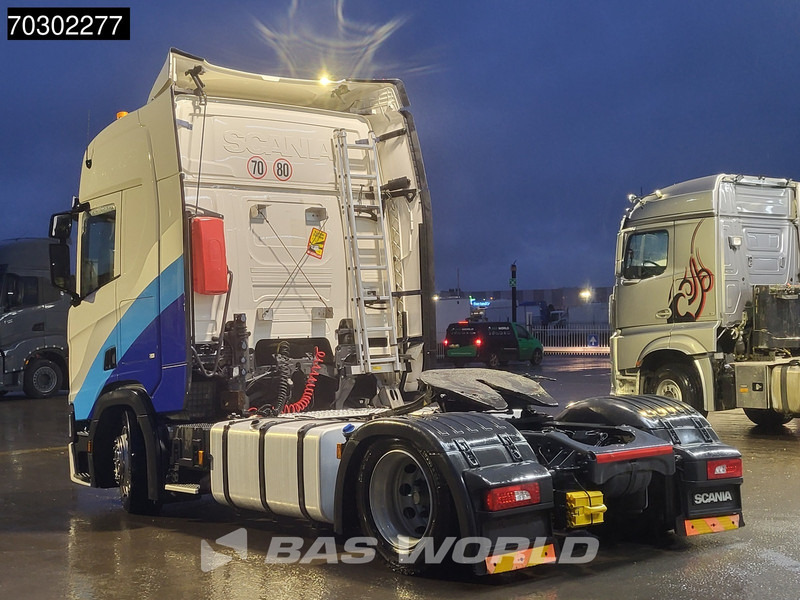 Scania R450 4X2 Mega Hebesattel Retarder 2x Tanks Standklima - Тягач: фото 2 Scania R450 4X2 Mega Hebesattel Retarder 2x Tanks Standklima - Тягач: фото 2