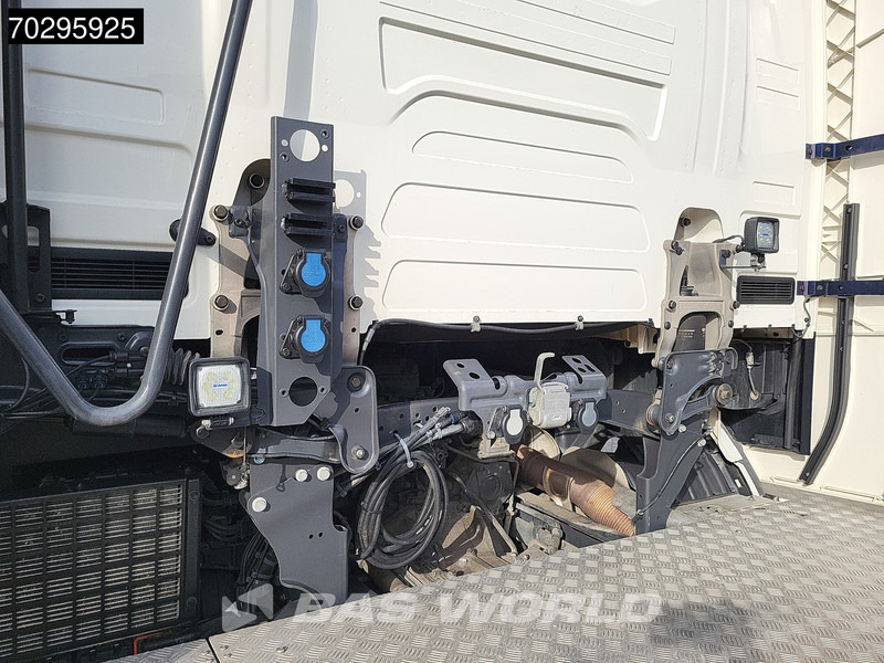 Scania S540 6X2 Retarder Full-Air 2xTanks Standairco Leather ACC LED Navi Euro 6 - Тягач: фото 2 Scania S540 6X2 Retarder Full-Air 2xTanks Standairco Leather ACC LED Navi Euro 6 - Тягач: фото 2