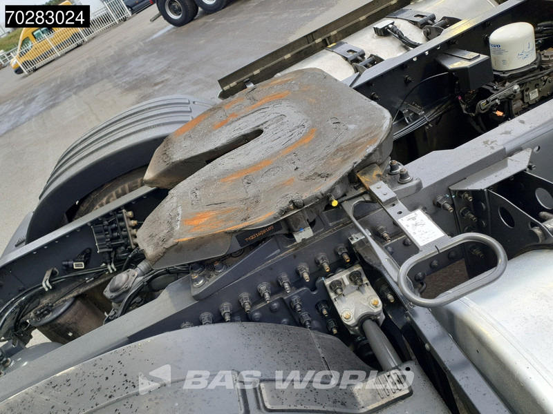 Тягач Volvo FH 460 4X2 VEB+ I-ParkCool 2x Tanks LED Navi: фото 6 Тягач Volvo FH 460 4X2 VEB+ I-ParkCool 2x Tanks LED Navi: фото 6