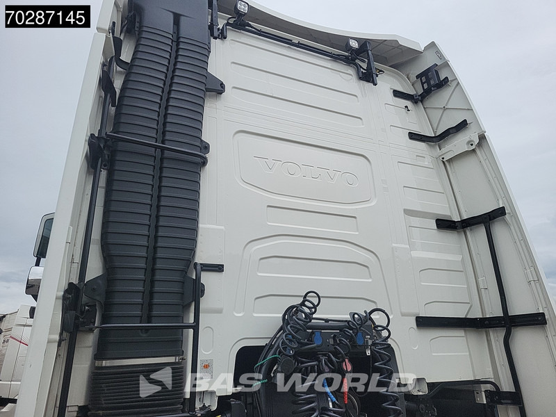 Volvo FH 500 4X2 XL 2x Tanks I-ParkCool Navi ACC Euro 6 - Тягач: фото 5 Volvo FH 500 4X2 XL 2x Tanks I-ParkCool Navi ACC Euro 6 - Тягач: фото 5