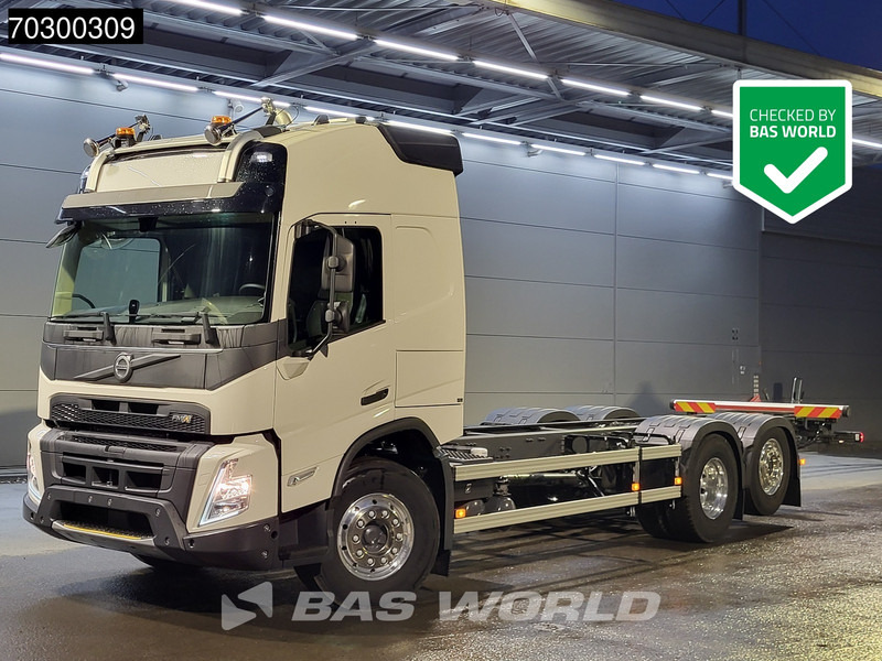 Volvo FMX 540 FMX 6X2 NEW chassis! Lift+steering Axle Engine PTO Full air suspension - Грузовик-шасси: фото 1 Volvo FMX 540 FMX 6X2 NEW chassis! Lift+steering Axle Engine PTO Full air suspension - Грузовик-шасси: фото 1