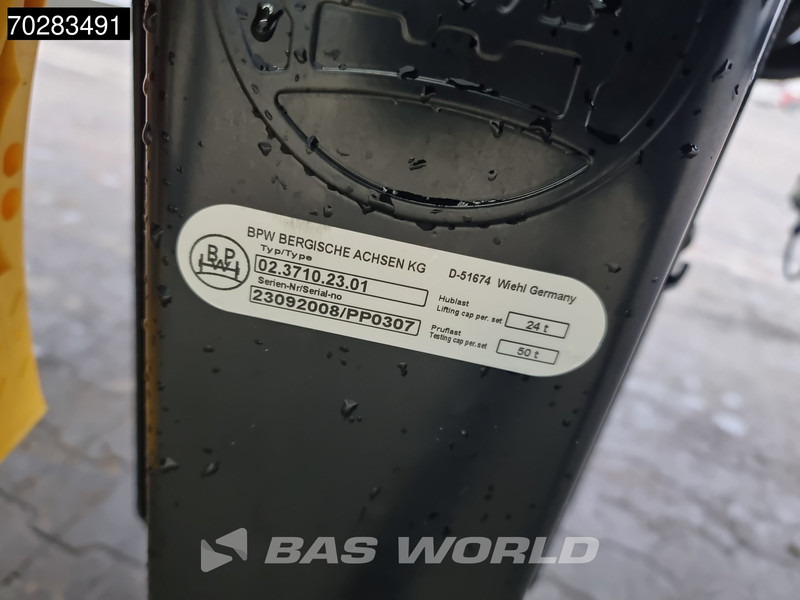 Новый Полуприцеп с подвижным полом kraker CF-Z 3 axles 10mm Liftachse 90m3: фото 14