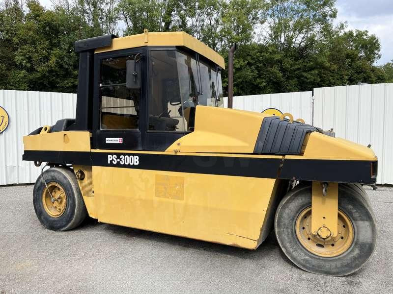Caterpillar PS300B - Пневмоколесный каток: фото 1 Caterpillar PS300B - Пневмоколесный каток: фото 1