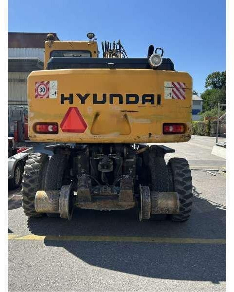 Hyundai ROBEX 140W-7 - Колёсный экскаватор: фото 4 Hyundai ROBEX 140W-7 - Колёсный экскаватор: фото 4