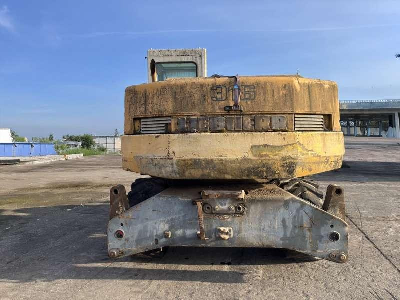 Колёсный экскаватор Liebherr A316 - POUR PIECES: фото 11 Колёсный экскаватор Liebherr A316 - POUR PIECES: фото 11