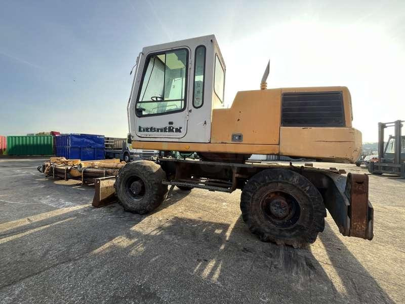 Колёсный экскаватор Liebherr A316 - POUR PIECES: фото 6 Колёсный экскаватор Liebherr A316 - POUR PIECES: фото 6