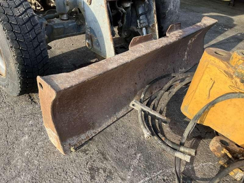 Колёсный экскаватор Liebherr A316 - POUR PIECES: фото 25 Колёсный экскаватор Liebherr A316 - POUR PIECES: фото 25