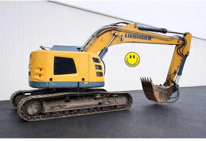 Liebherr R926 COMPACT LC - Гусеничный экскаватор: фото 2 Liebherr R926 COMPACT LC - Гусеничный экскаватор: фото 2