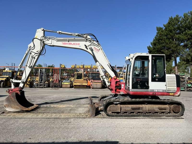Takeuchi TB1140 - Гусеничный экскаватор: фото 4 Takeuchi TB1140 - Гусеничный экскаватор: фото 4