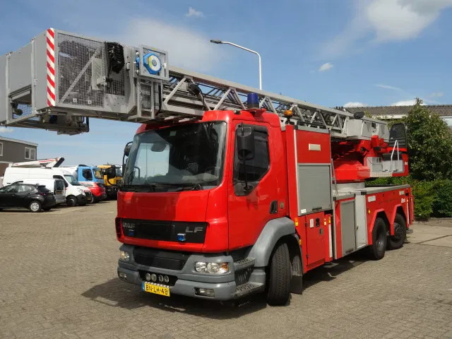 DAF LF 55.250 METZ 30 meter - Пожарная машина: фото 2 DAF LF 55.250 METZ 30 meter - Пожарная машина: фото 2