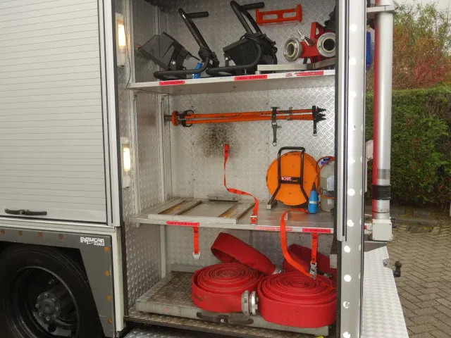 Mercedes-Benz 1325 godiva pump bomberos - Пожарная машина: фото 3 Mercedes-Benz 1325 godiva pump bomberos - Пожарная машина: фото 3