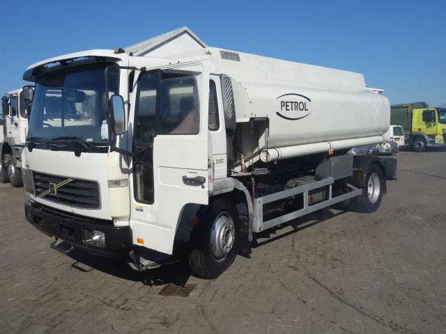 Volvo FL 240 220PK 12000 LITER STEELSPRINGS - Грузовик-цистерна: фото 2 Volvo FL 240 220PK 12000 LITER STEELSPRINGS - Грузовик-цистерна: фото 2