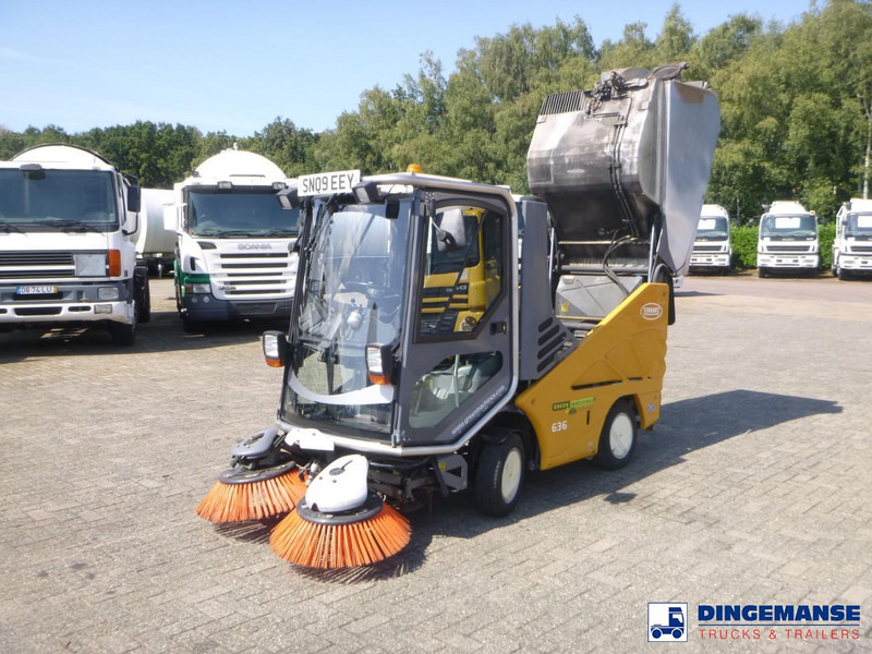 Applied sweeper Green machine 636 - Подметально-уборочная машина: фото 5 Applied sweeper Green machine 636 - Подметально-уборочная машина: фото 5