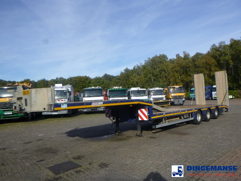 Faymonville 3-axle semi-lowbed trailer 50T + ramps - Низкорамный полуприцеп: фото 1 Faymonville 3-axle semi-lowbed trailer 50T + ramps - Низкорамный полуприцеп: фото 1