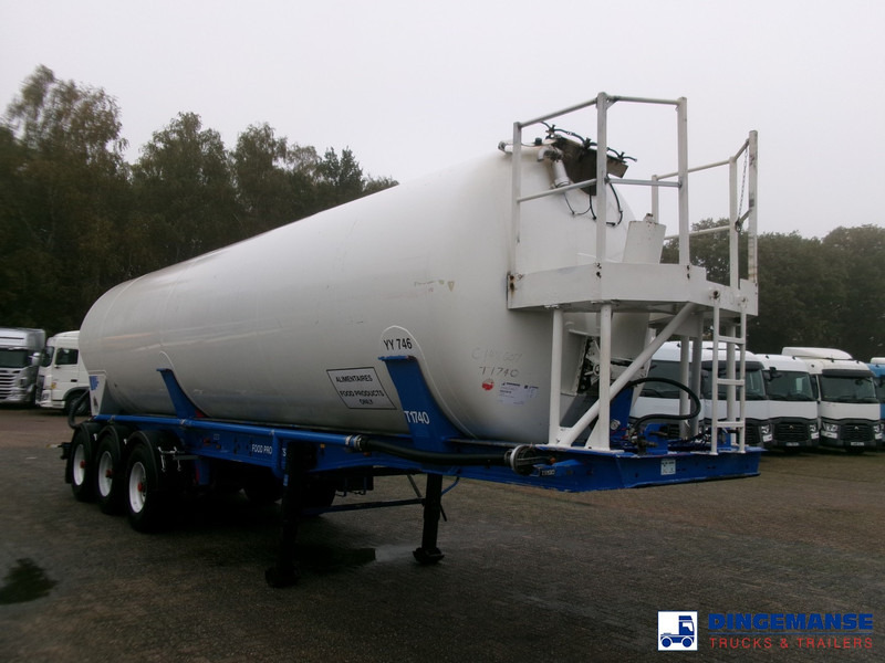 Feldbinder Powder tank alu 41 m3 (tipping) - Полуприцеп-цистерна: фото 2 Feldbinder Powder tank alu 41 m3 (tipping) - Полуприцеп-цистерна: фото 2