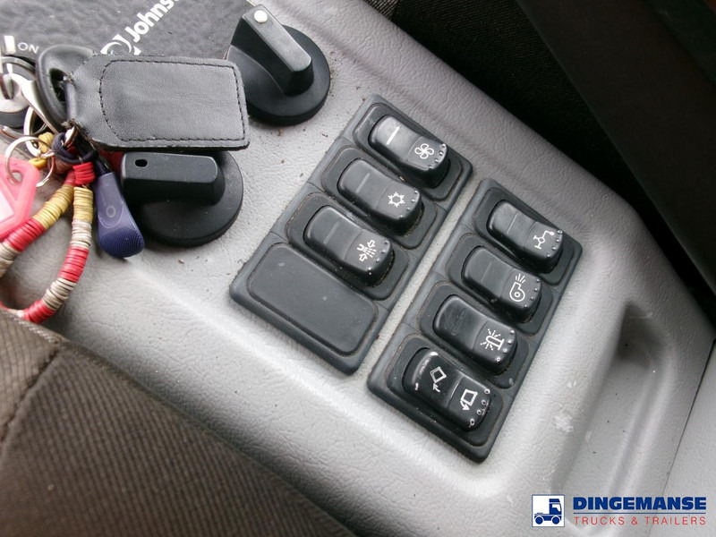 Johnston C202 compact street sweeper в лизинг Johnston C202 compact street sweeper: фото 7 Johnston C202 compact street sweeper в лизинг Johnston C202 compact street sweeper: фото 7