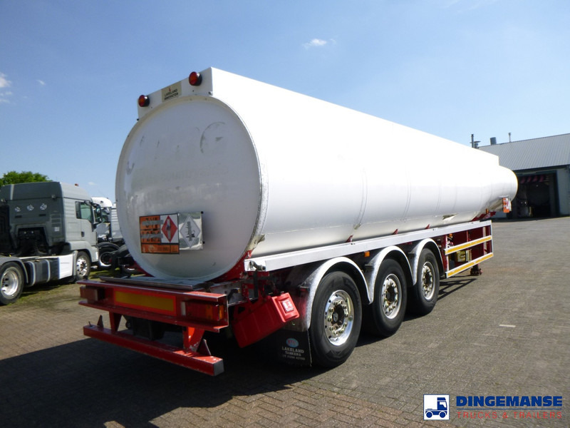Lakeland Fuel tank alu 42.8 m3 / 6 comp - Полуприцеп-цистерна: фото 4 Lakeland Fuel tank alu 42.8 m3 / 6 comp - Полуприцеп-цистерна: фото 4