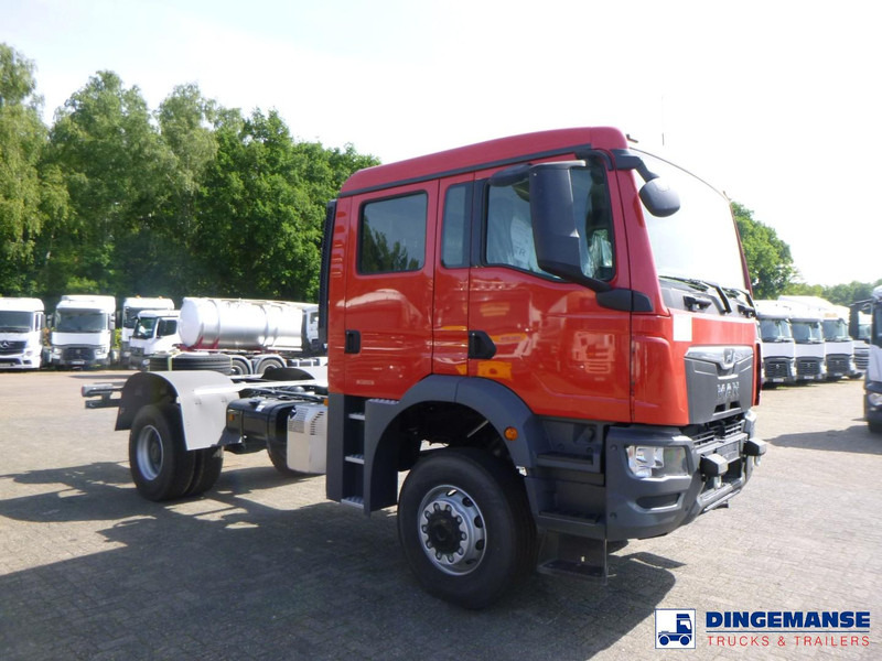 MAN TGM 18.320 4x4 BB chassis / new/unused - Грузовик-шасси: фото 2 MAN TGM 18.320 4x4 BB chassis / new/unused - Грузовик-шасси: фото 2