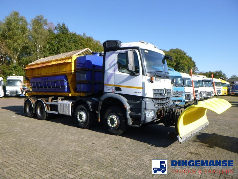 Mercedes-Benz Arocs 3240 8x4 RHD Schmidt snow plough / gritter - Снегоуборочная машина: фото 2 Mercedes-Benz Arocs 3240 8x4 RHD Schmidt snow plough / gritter - Снегоуборочная машина: фото 2