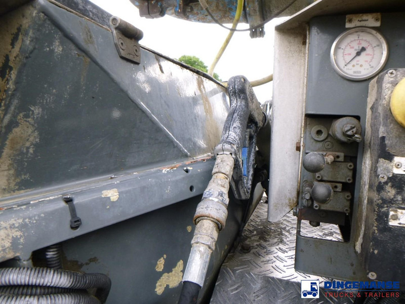 Mercedes-Benz Arocs 8x4 Liebherr 35 XXT concrete pump 35 m в лизинг Mercedes-Benz Arocs 8x4 Liebherr 35 XXT concrete pump 35 m: фото 20