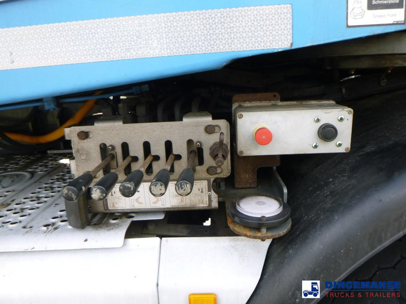 Mercedes-Benz Arocs 8x4 Liebherr 35 XXT concrete pump 35 m в лизинг Mercedes-Benz Arocs 8x4 Liebherr 35 XXT concrete pump 35 m: фото 15