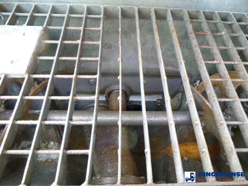 Mercedes-Benz Axor 2633 6x4 RHD Sermac SCL 130 concrete pump 32 m в лизинг Mercedes-Benz Axor 2633 6x4 RHD Sermac SCL 130 concrete pump 32 m: фото 16 Mercedes-Benz Axor 2633 6x4 RHD Sermac SCL 130 concrete pump 32 m в лизинг Mercedes-Benz Axor 2633 6x4 RHD Sermac SCL 130 concrete pump 32 m: фото 16