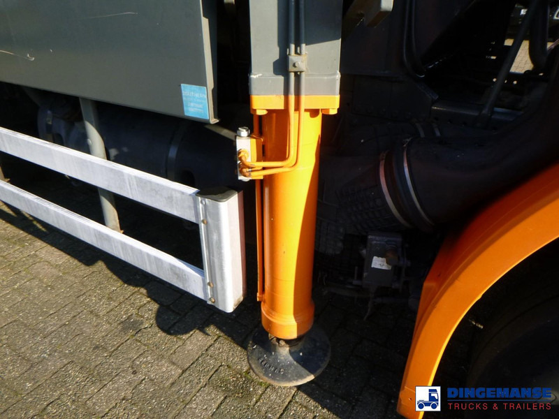 Mercedes-Benz Axor 2633 6x4 RHD Sermac SCL 130 concrete pump 32 m в лизинг Mercedes-Benz Axor 2633 6x4 RHD Sermac SCL 130 concrete pump 32 m: фото 13 Mercedes-Benz Axor 2633 6x4 RHD Sermac SCL 130 concrete pump 32 m в лизинг Mercedes-Benz Axor 2633 6x4 RHD Sermac SCL 130 concrete pump 32 m: фото 13