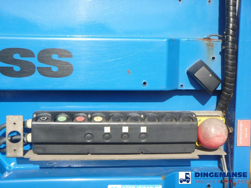 Mercedes-Benz Econic 2629 6x2 RHD Faun refuse truck в лизинг Mercedes-Benz Econic 2629 6x2 RHD Faun refuse truck: фото 16 Mercedes-Benz Econic 2629 6x2 RHD Faun refuse truck в лизинг Mercedes-Benz Econic 2629 6x2 RHD Faun refuse truck: фото 16