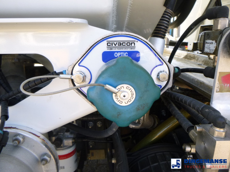 Грузовик-цистерна Renault Premium 270 dxi 4x2 fuel tank 13.7 m3 / 4 comp: фото 11