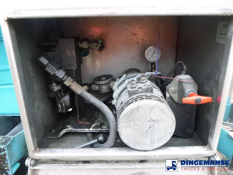 Полуприцеп-цистерна SPITZER Powder tank alu 63 m3 (tipping): фото 15