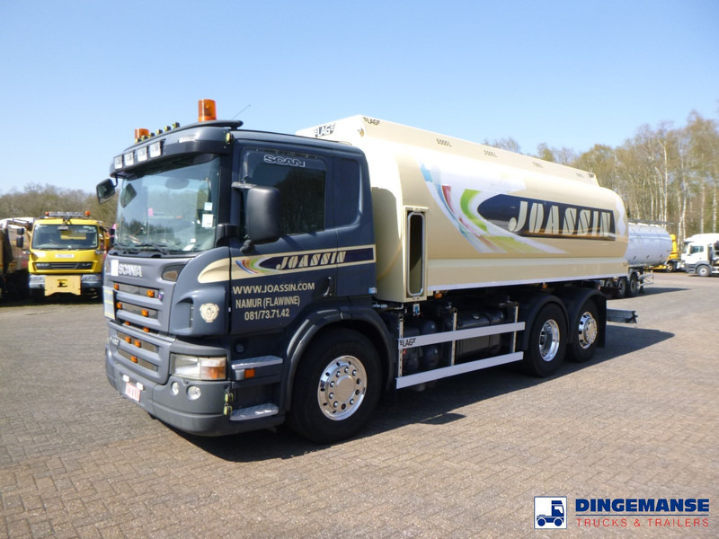 Scania P 420 6x2 fuel tank 20.6 m3 / 4 comp - Грузовик-цистерна: фото 1 Scania P 420 6x2 fuel tank 20.6 m3 / 4 comp - Грузовик-цистерна: фото 1