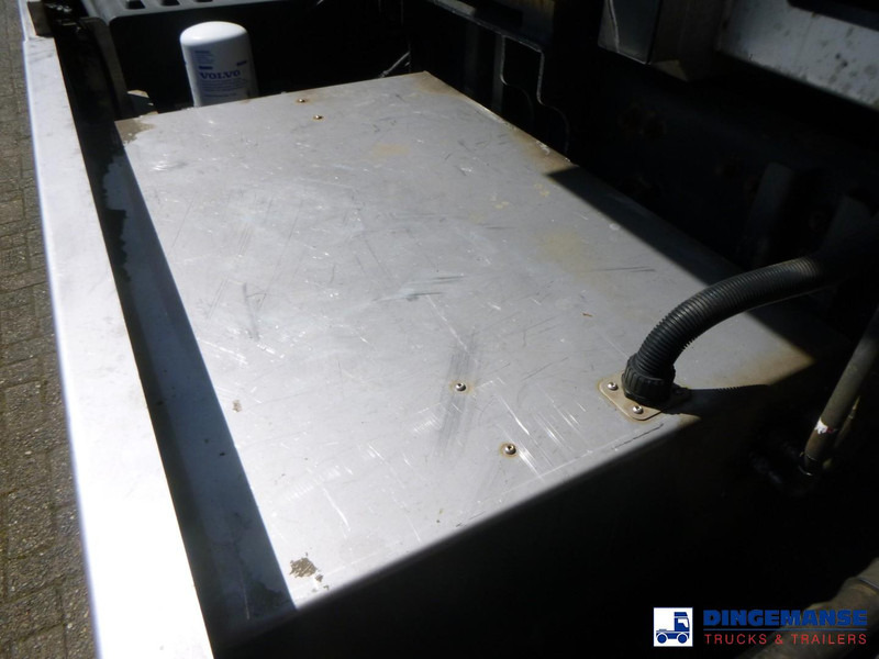 Volvo FH 340 6x4 RHD Romaquip gritter / salt spreader в лизинг Volvo FH 340 6x4 RHD Romaquip gritter / salt spreader: фото 11 Volvo FH 340 6x4 RHD Romaquip gritter / salt spreader в лизинг Volvo FH 340 6x4 RHD Romaquip gritter / salt spreader: фото 11