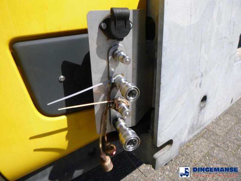 Volvo FH 340 6x4 RHD Romaquip gritter / salt spreader в лизинг Volvo FH 340 6x4 RHD Romaquip gritter / salt spreader: фото 20 Volvo FH 340 6x4 RHD Romaquip gritter / salt spreader в лизинг Volvo FH 340 6x4 RHD Romaquip gritter / salt spreader: фото 20