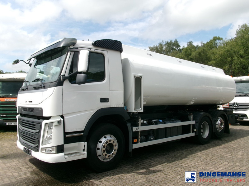 Volvo FM 380 6X2 fuel tank 20.6 m3 / 4 comp - Грузовик-цистерна: фото 1 Volvo FM 380 6X2 fuel tank 20.6 m3 / 4 comp - Грузовик-цистерна: фото 1