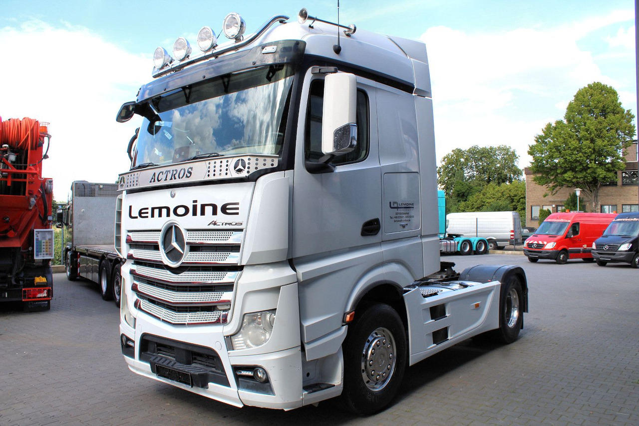 Mercedes-Benz Actros 1853 4x2 LS +Hydraulik + neuer AT-Motor - Тягач: фото 3 Mercedes-Benz Actros 1853 4x2 LS +Hydraulik + neuer AT-Motor - Тягач: фото 3
