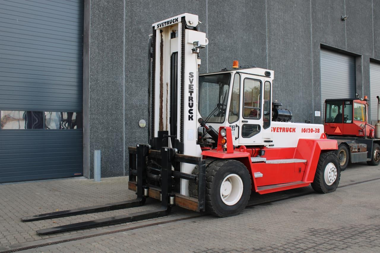 SveTruck 16120-38 - Дизельный погрузчик: фото 2 SveTruck 16120-38 - Дизельный погрузчик: фото 2