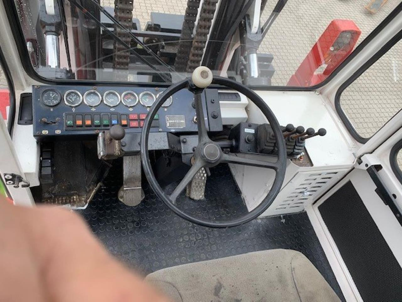 SveTruck 25120-42 - Дизельный погрузчик: фото 4 SveTruck 25120-42 - Дизельный погрузчик: фото 4