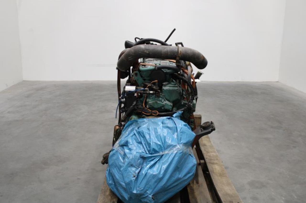 Volvo TAD 721 VE - Двигатель: фото 4 Volvo TAD 721 VE - Двигатель: фото 4