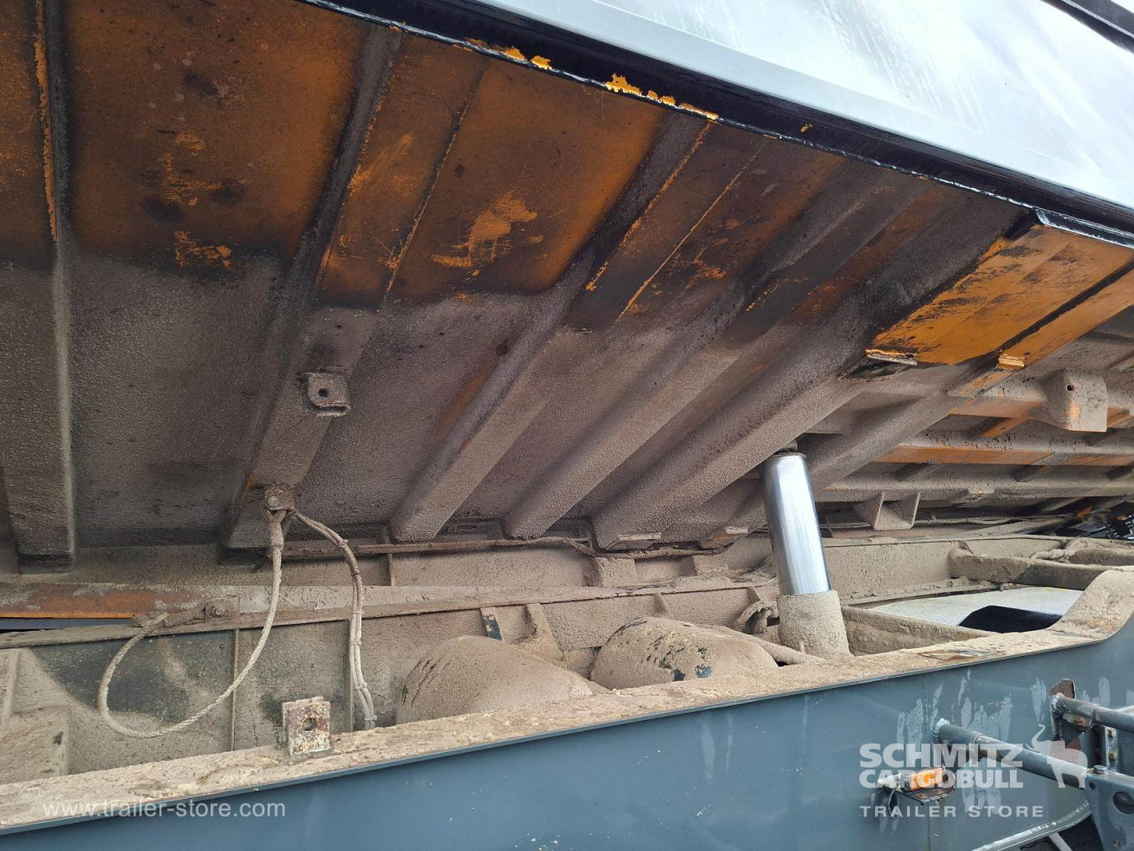 KEMPF Auflieger Kipper Stahlrundmulde 36m³ - Самосвальный полуприцеп: фото 4 KEMPF Auflieger Kipper Stahlrundmulde 36m³ - Самосвальный полуприцеп: фото 4