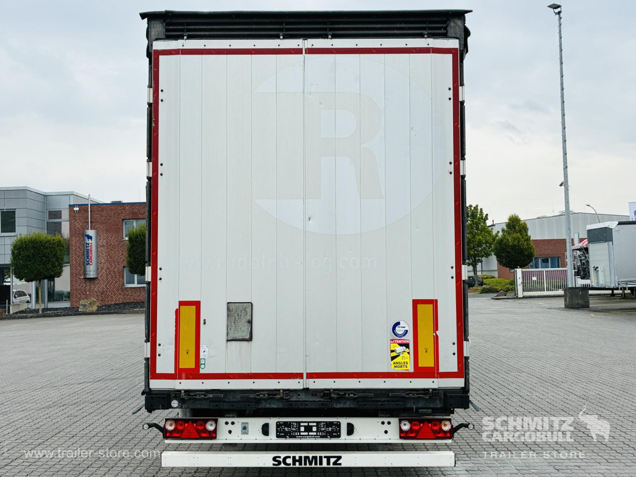 SCHMITZ Auflieger Curtainsider Mega - Тентованный полуприцеп: фото 2 SCHMITZ Auflieger Curtainsider Mega - Тентованный полуприцеп: фото 2