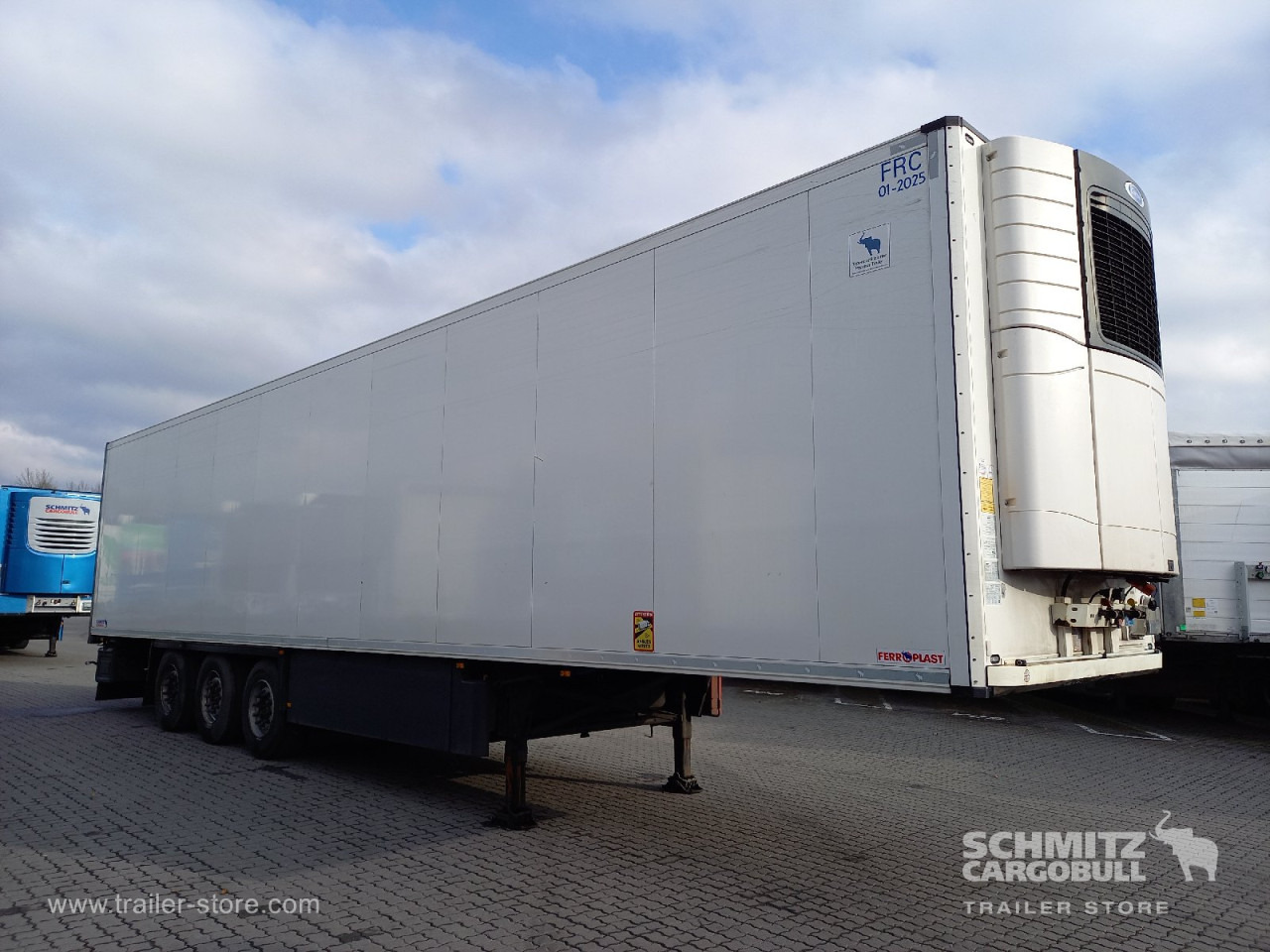 SCHMITZ Auflieger Tiefkühler Standard Double deck - Изотермический полуприцеп: фото 1 SCHMITZ Auflieger Tiefkühler Standard Double deck - Изотермический полуприцеп: фото 1