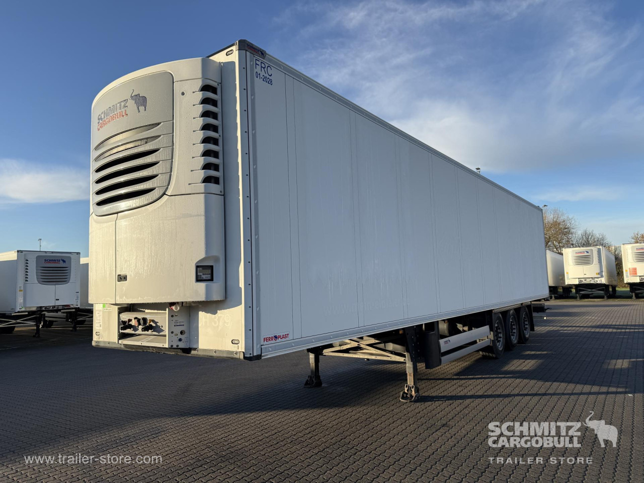 SCHMITZ Auflieger Tiefkühler Standard Double deck - Изотермический полуприцеп: фото 1 SCHMITZ Auflieger Tiefkühler Standard Double deck - Изотермический полуприцеп: фото 1