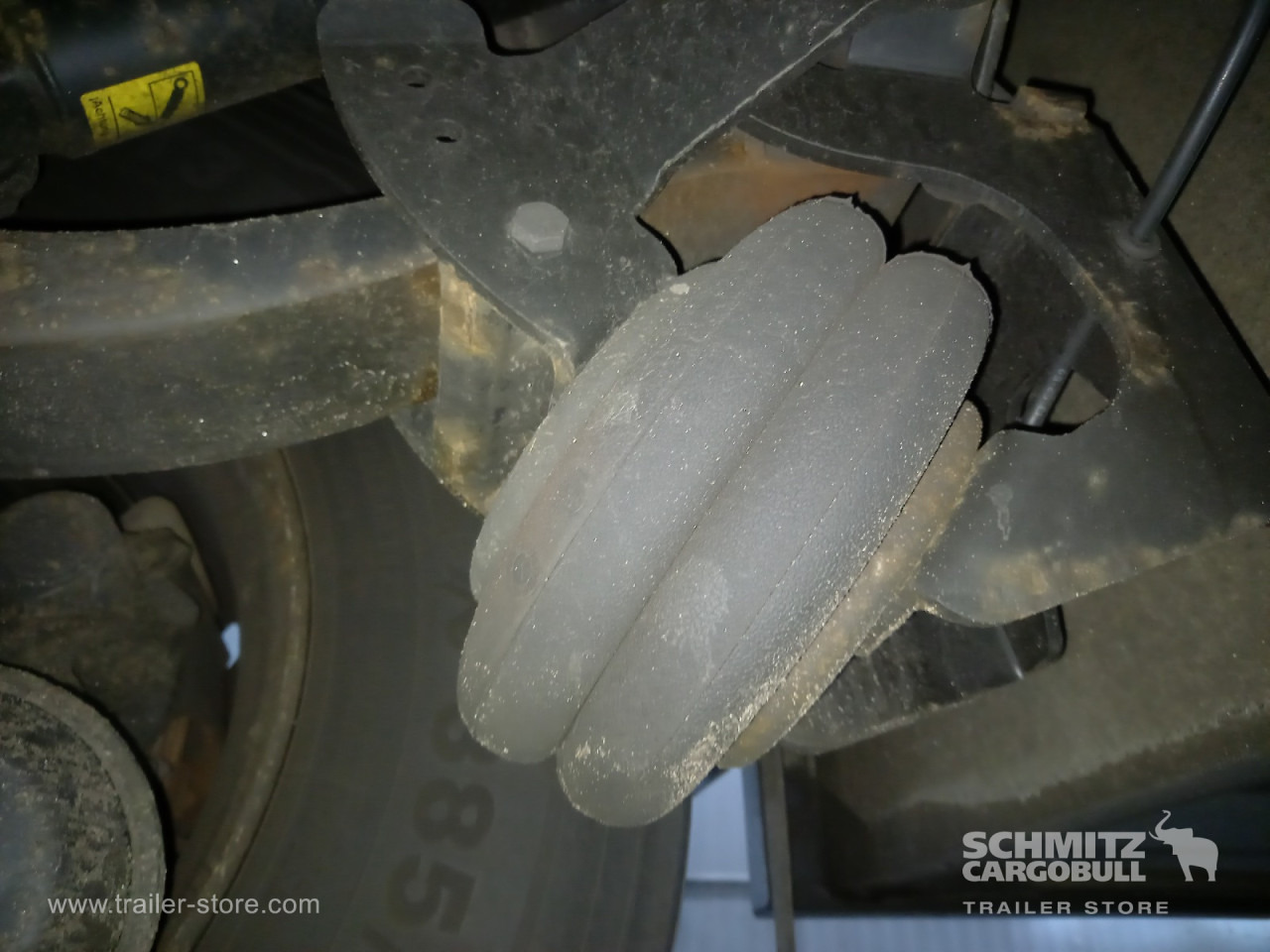 SCHMITZ Auflieger Tiefkühler Standard Double deck - Изотермический полуприцеп: фото 3 SCHMITZ Auflieger Tiefkühler Standard Double deck - Изотермический полуприцеп: фото 3