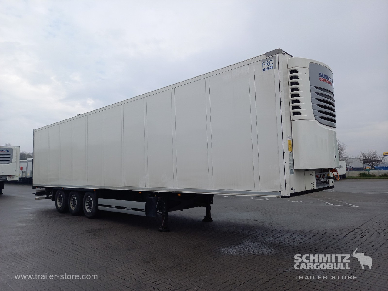 SCHMITZ Auflieger Tiefkühler Standard Double deck - Изотермический полуприцеп: фото 1 SCHMITZ Auflieger Tiefkühler Standard Double deck - Изотермический полуприцеп: фото 1