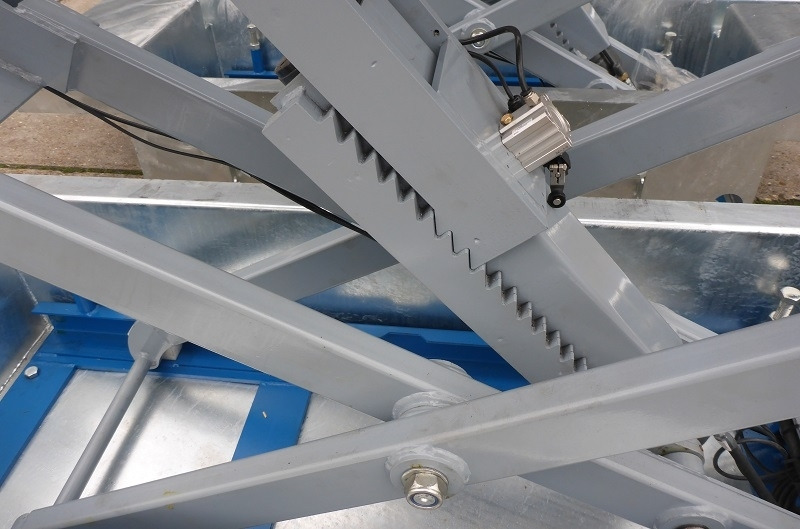 TSC3500X2iL In floor scissor lift - Double extensions - Recessed containers - Оборудование для гаражей/ Мастерских: фото 5 TSC3500X2iL In floor scissor lift - Double extensions - Recessed containers - Оборудование для гаражей/ Мастерских: фото 5