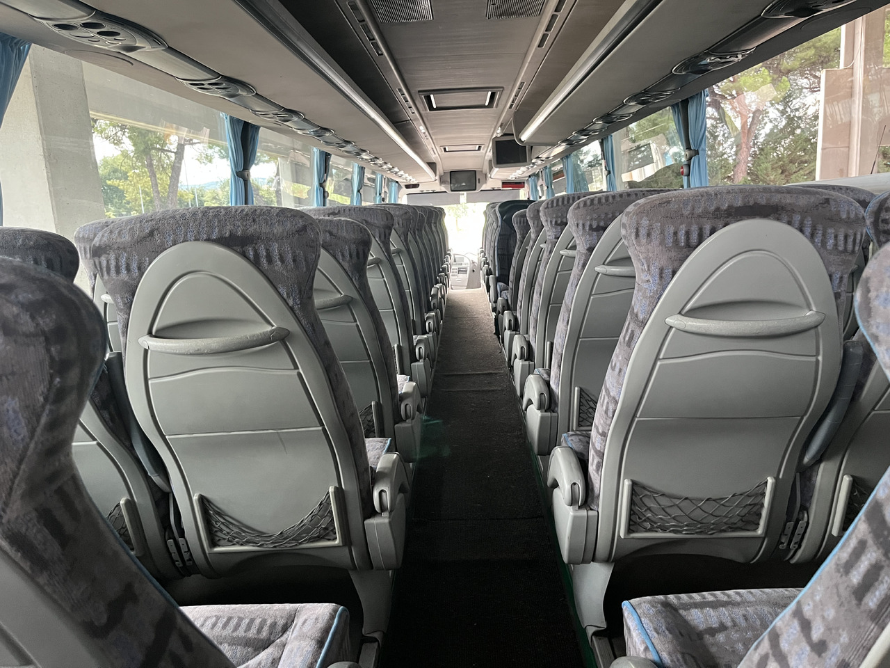 IRIZAR SCANIA NEW CENTURY - Туристический автобус: фото 4 IRIZAR SCANIA NEW CENTURY - Туристический автобус: фото 4