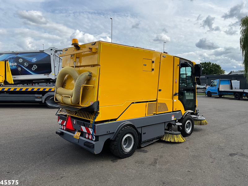 Dulevo 3000 Euro 6 with 3-rd brush - Подметально-уборочная машина: фото 3 Dulevo 3000 Euro 6 with 3-rd brush - Подметально-уборочная машина: фото 3