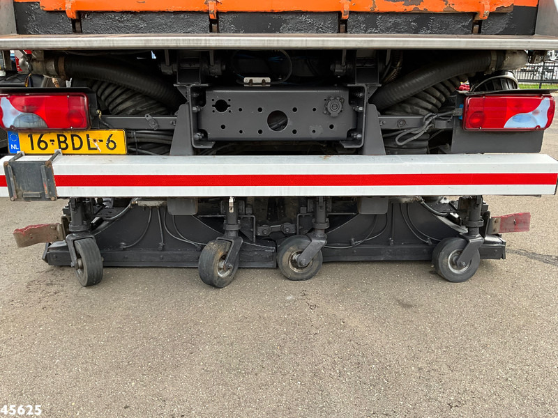 MAN TGS 18.440 Euro 6 Beam S9000 Wegdekreiniger links en rechts vegend! - Подметально-уборочная машина: фото 4 MAN TGS 18.440 Euro 6 Beam S9000 Wegdekreiniger links en rechts vegend! - Подметально-уборочная машина: фото 4
